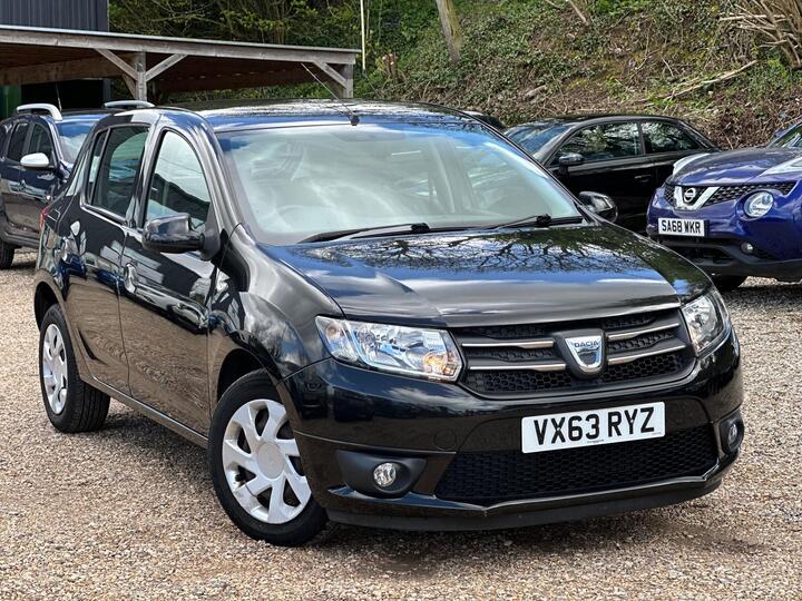 Dacia Sandero 1.2 Laureate Euro 5 5dr Dacia Sandero 1.2 Laureate Euro 5 5dr