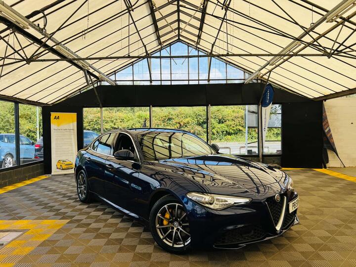 Alfa Romeo GIULIA 2.2 TD Super Auto Euro 6 (s/s) 4dr