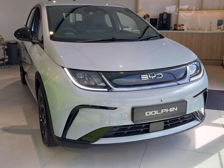 BYD Dolphin 60.48kWh Comfort Auto 5dr