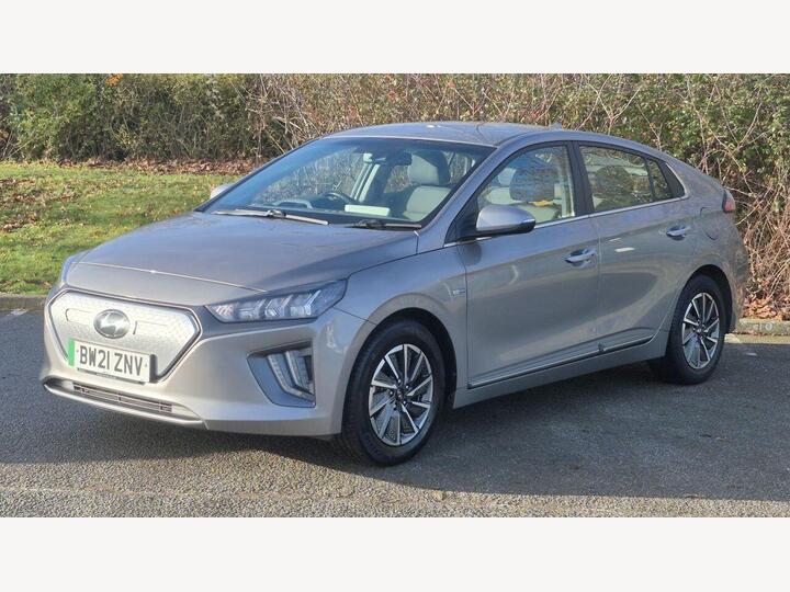 Hyundai IONIQ 38.3kWh Premium Auto 5dr