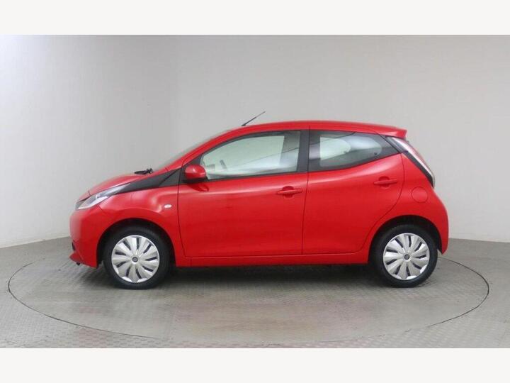 Toyota AYGO HATCHBACK 1.0 VVT-i X-play Euro 5 5dr Euro 5