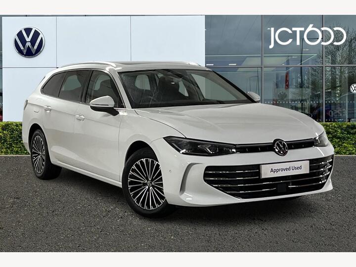 Volkswagen Passat 1.5 ETSI MHEV Elegance DSG Euro 6 (s/s) 5dr