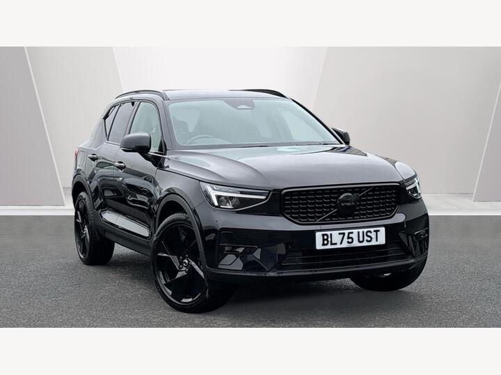 Volvo XC40 2.0 B4 MHEV Plus Black Edition DCT Auto Euro 6 (s/s) 5dr