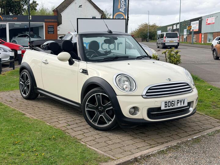 MINI Convertible 1.6 Cooper Euro 5 (s/s) 2dr