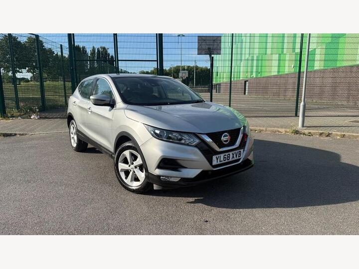 Nissan Qashqai 1.3 DIG-T Acenta Premium Euro 6 (s/s) 5dr