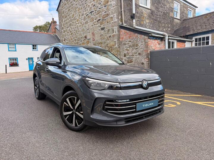 Volkswagen Tiguan 1.5 TSI EHybrid 19.7kWh Elegance DSG Euro 6 (s/s) 5dr