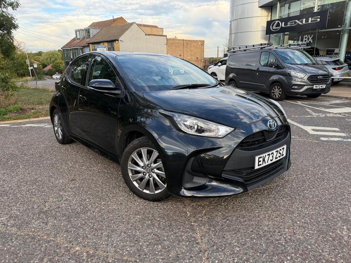 Toyota Yaris 1.5 VVT-h Icon E-CVT Euro 6 (s/s) 5dr