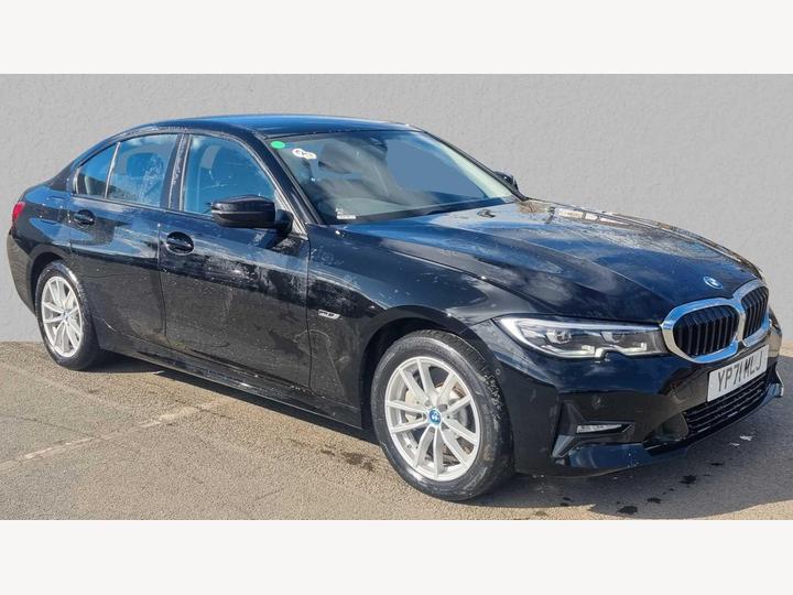 BMW 3 Series 2.0 330e 12kWh SE Pro Auto Euro 6 (s/s) 4dr