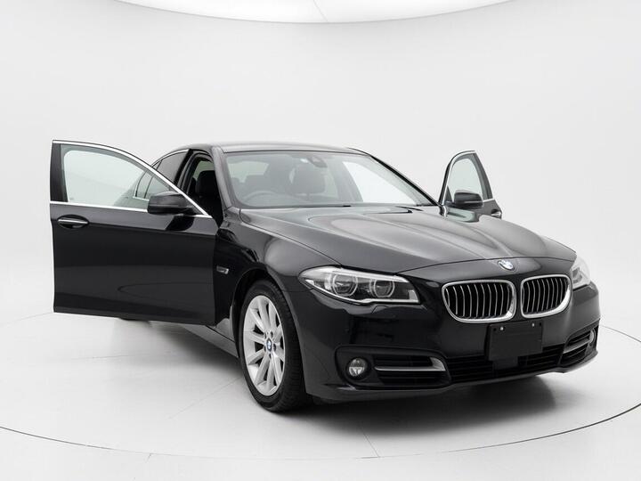 BMW 5 Series 2.0 528i Luxury Auto Euro 6 (s/s) 4dr BMW 5 Series 2.0 528i Luxury Auto Euro 6 (s/s) 4dr