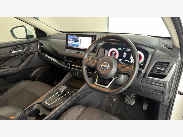 Nissan Qashqai 1.3 DIG-T MHEV N-Connecta XTRON Euro 6 (s/s) 5dr
