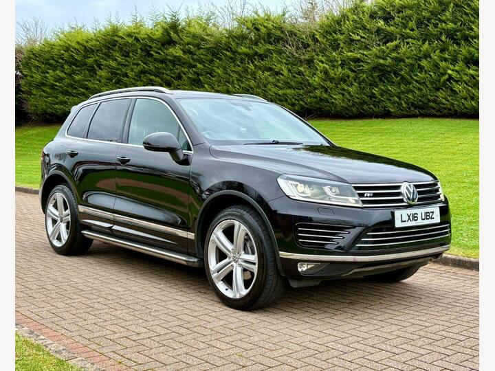 Volkswagen TOUAREG 3.0 TDI V6 BlueMotion Tech R-Line Tiptronic 4WD Euro 6 (s/s) 5dr