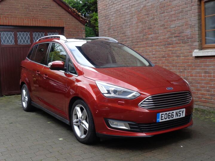 Ford Grand C-Max 2.0 TDCi Titanium X Euro 6 (s/s) 5dr