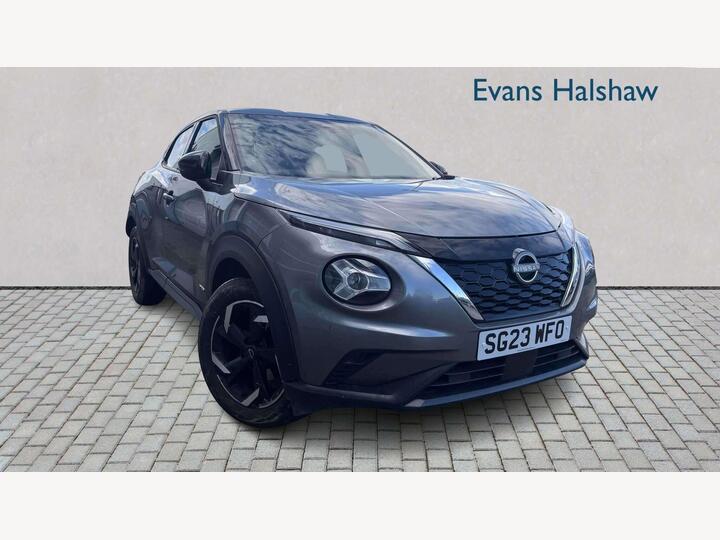 Nissan JUKE HATCHBACK 1.6 N-Connecta Auto Euro 6 5dr