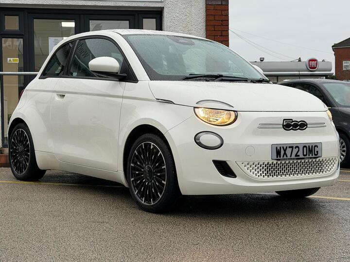 Fiat 500e 42kWh Icon Auto 3dr