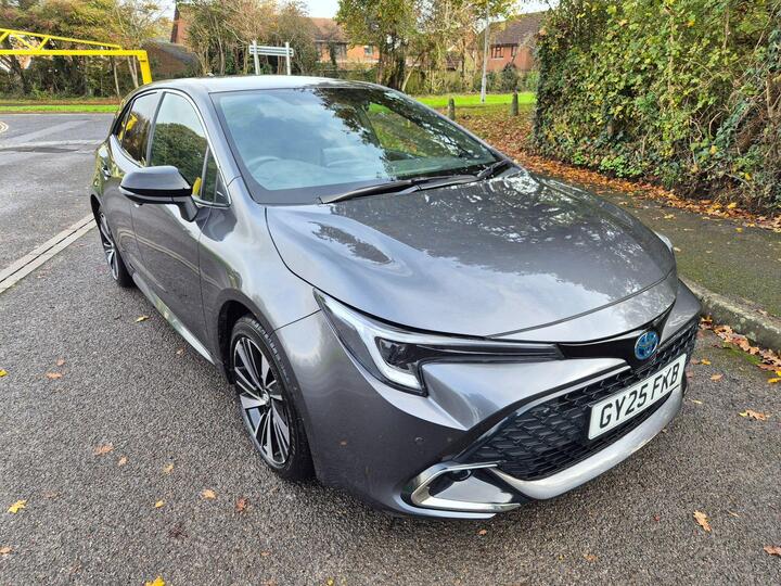 Toyota Corolla 1.8 VVT-h Design CVT Euro 6 (s/s) 5dr