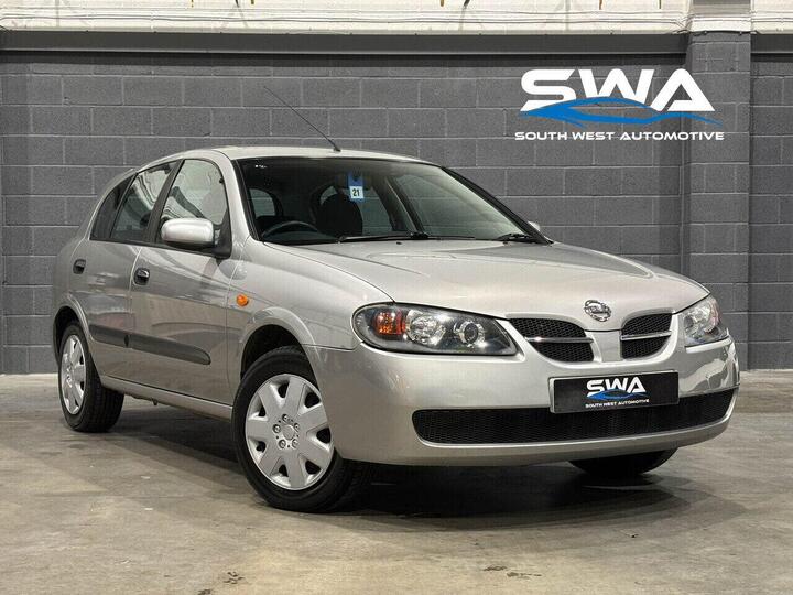 Nissan Almera 1.8 SE 5dr Nissan Almera 1.8 SE 5dr