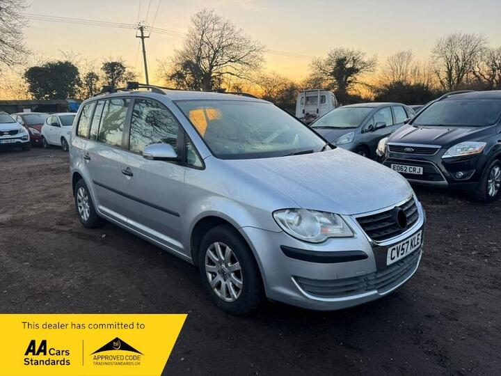 Volkswagen Touran 1.6 S 5dr (7 Seats)