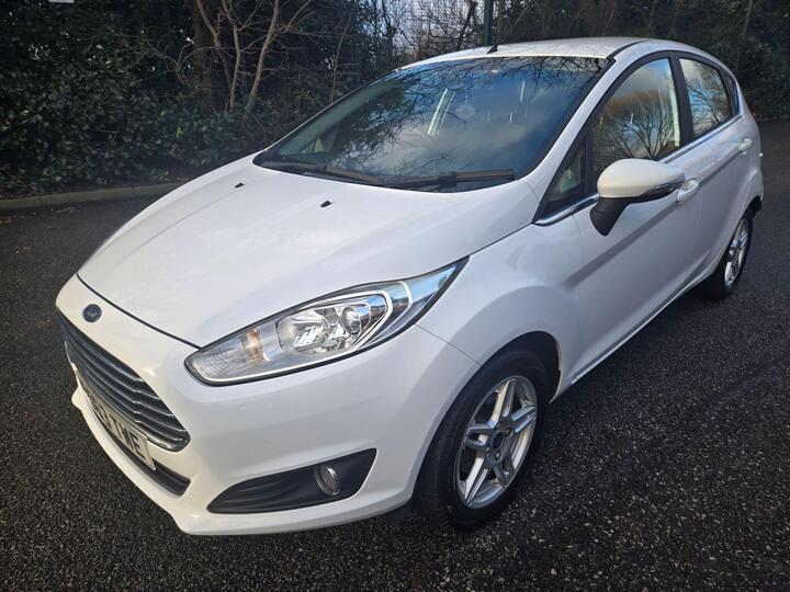 Ford Fiesta 1.0T EcoBoost Zetec Euro 5 (s/s) 5dr