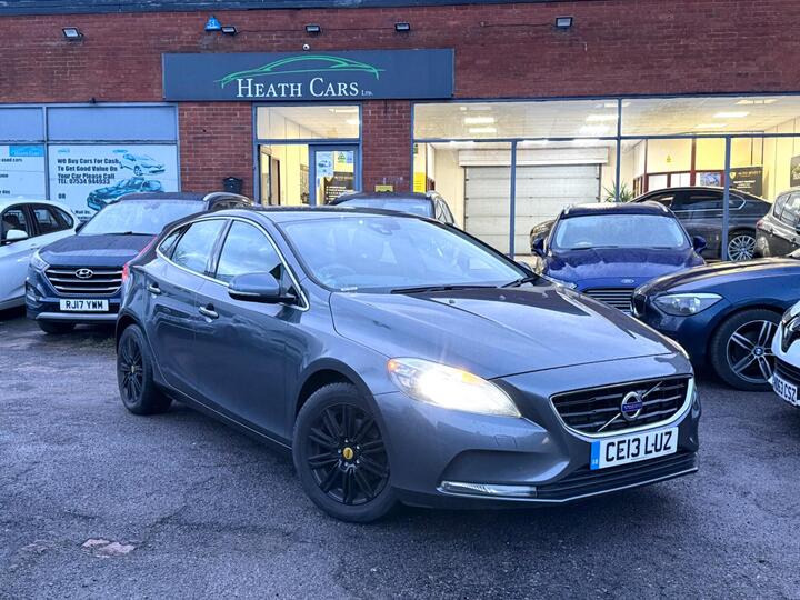 Volvo V40 1.6 D2 SE Euro 5 (s/s) 5dr