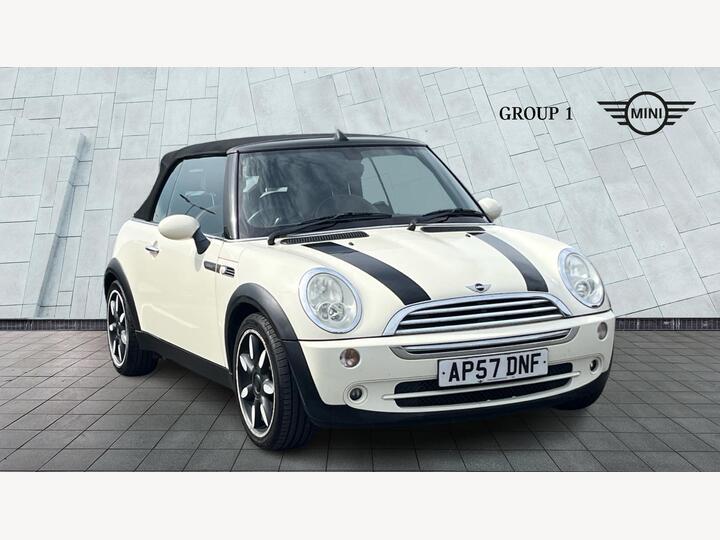 MINI Convertible 1.6 Cooper Sidewalk Euro 4 2dr MINI Convertible 1.6 Cooper Sidewalk Euro 4 2dr