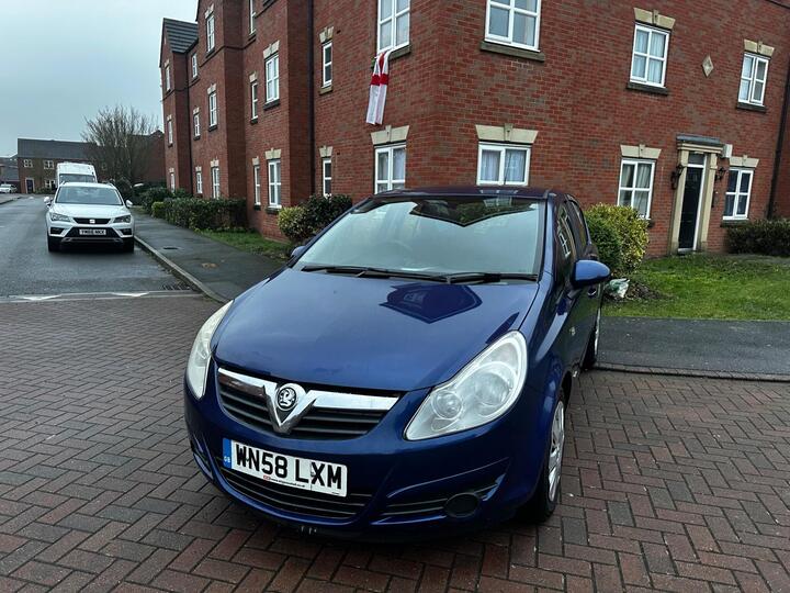 Vauxhall Corsa 1.4i 16v Club 5dr