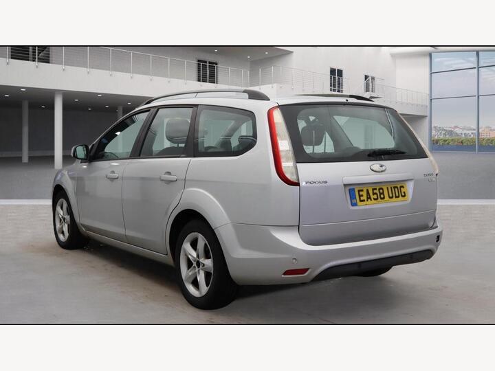 Ford Focus 1.6 TDCi DPF Zetec 5dr