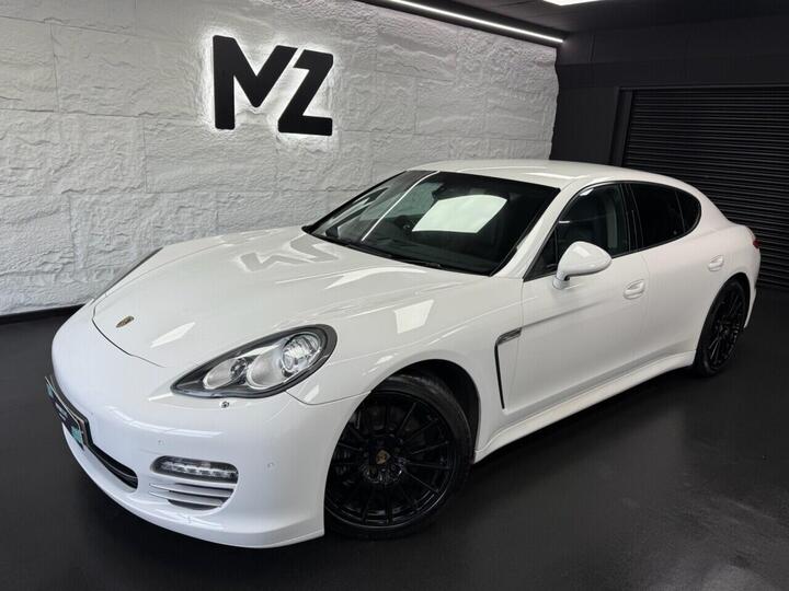 Porsche PANAMERA 3.6 V6 4 PDK 4WD Euro 5 (s/s) 5dr