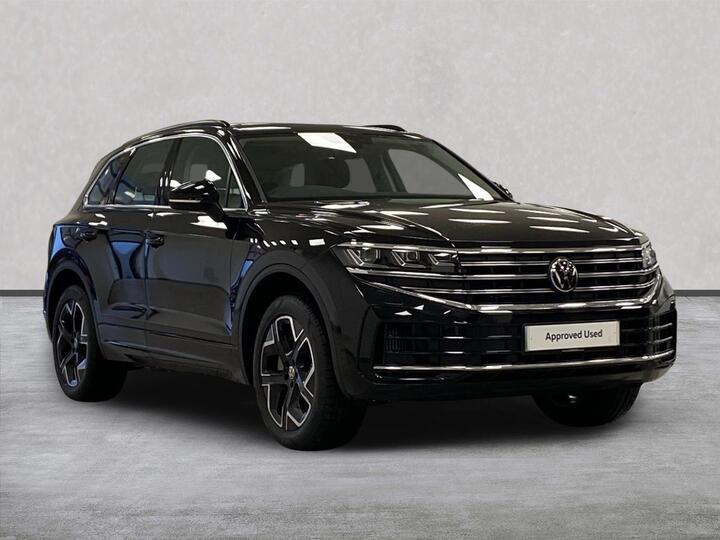 Volkswagen TOUAREG 3.0 TSI EHybrid 4Motion Elegance 5dr Tip Auto