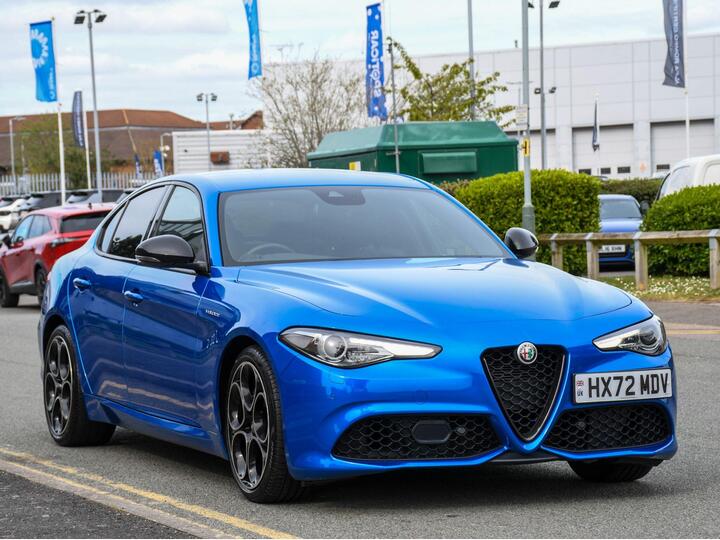 Alfa Romeo Giulia 2.0T Veloce Auto Euro 6 (s/s) 4dr Alfa Romeo Giulia 2.0T Veloce Auto Euro 6 (s/s) 4dr