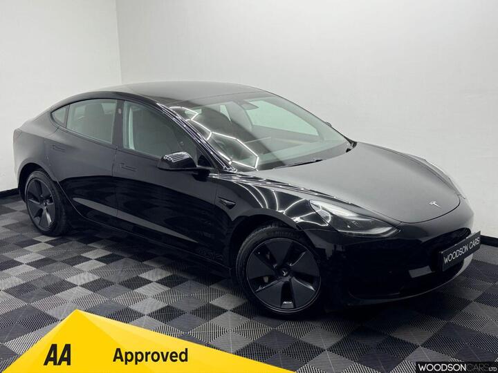 Tesla Model 3 Standard Range Plus Auto RWD 4dr