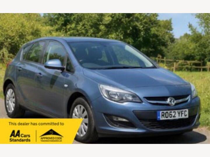 Vauxhall Astra 1.6 16v Exclusiv Auto Euro 5 5dr