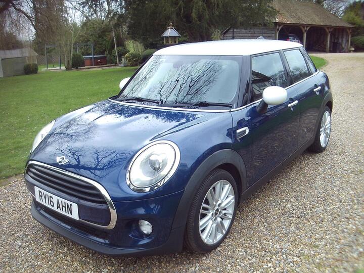 MINI Hatch 1.5 Cooper D Euro 6 (s/s) 5dr