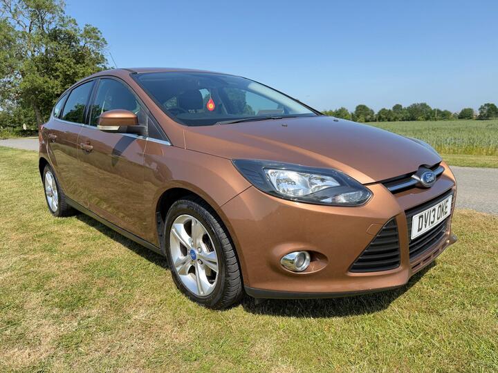 Ford Focus 1.6 Zetec Euro 5 5dr