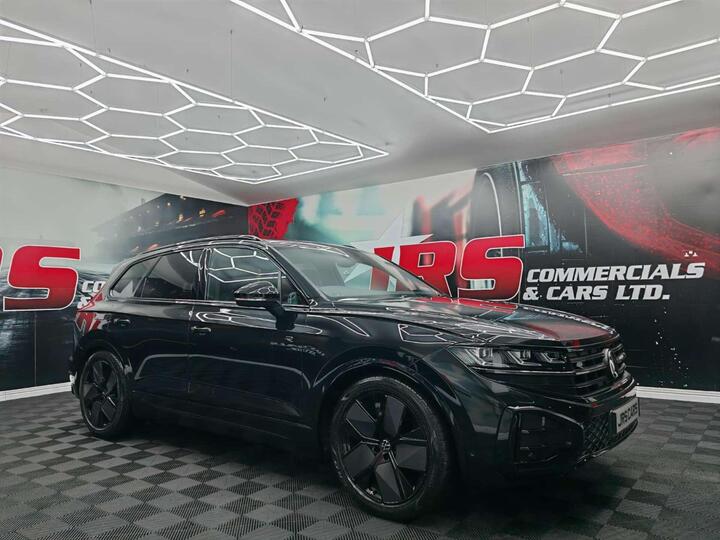 Volkswagen TOUAREG 3.0 TDI V6 Black Edition Tiptronic 4Motion Euro 6 (s/s) 5dr