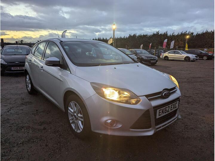 Ford Focus 1.0T EcoBoost Titanium Euro 5 (s/s) 5dr