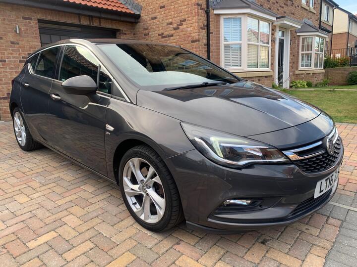 Vauxhall Astra 1.6 CDTi EcoTEC BlueInjection SRi Nav Euro 6 5dr