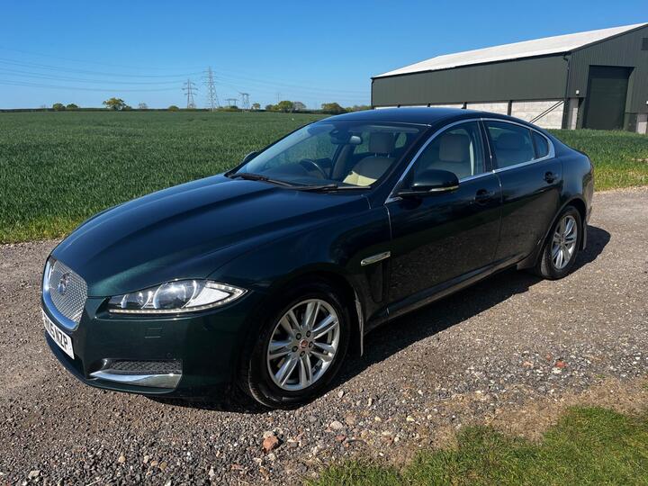 Jaguar XF 2.2d Luxury Auto Euro 5 (s/s) 4dr