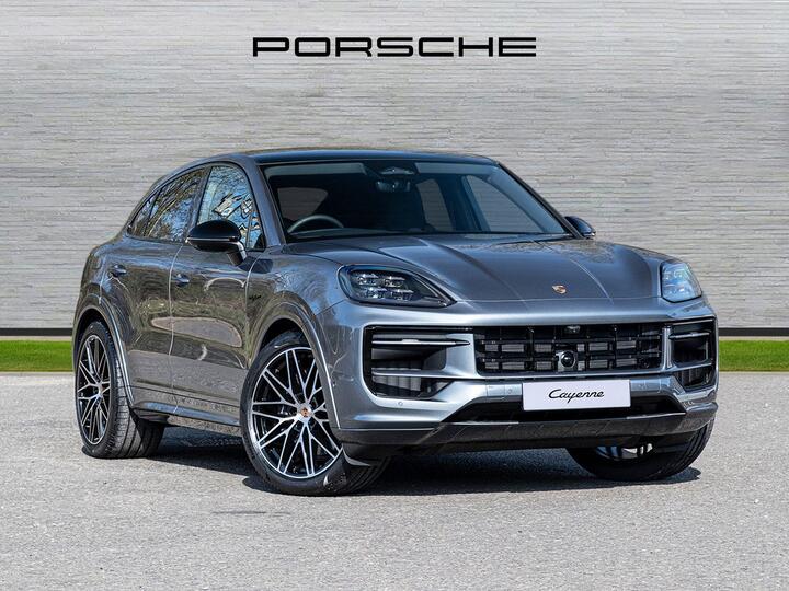 Porsche Cayenne 3.0 V6 E-Hybrid 25.9kWh Black Edition TiptronicS 4WD Euro 6 (s/s) 5dr
