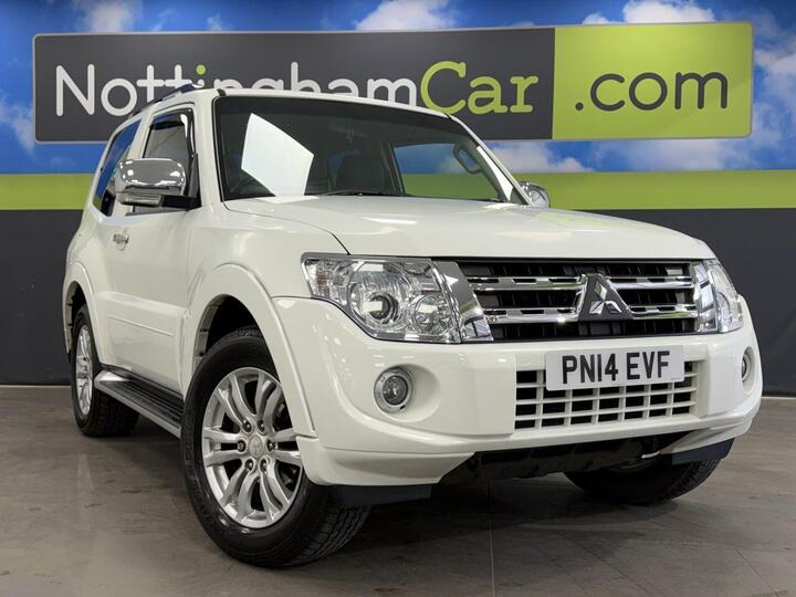 Mitsubishi SHOGUN 3.2 DI-DC Warrior Auto 4WD Euro 5 3dr SWB