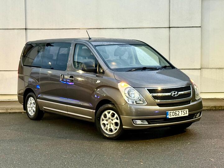 Hyundai I800 2.5 CRDi Style Auto Euro 5 5dr Hyundai I800 2.5 CRDi Style Auto Euro 5 5dr