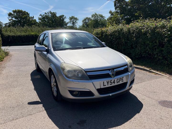 Vauxhall Astra 1.6i 16v Design Easytronic 5dr