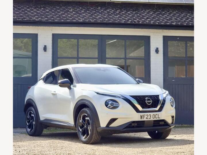Nissan Juke 1.0 DIG-T N-Connecta Euro 6 (s/s) 5dr