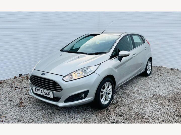 Ford FIESTA 1.25 Zetec Euro 5 5dr