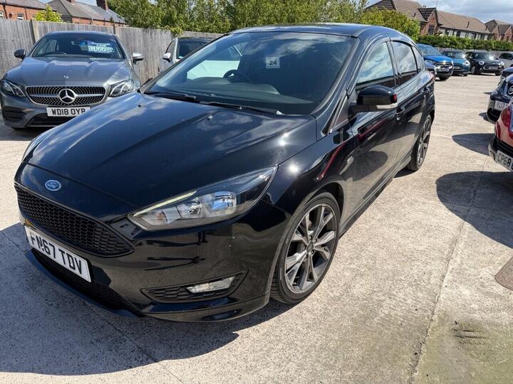 Ford FOCUS 1.0T EcoBoost ST-Line Euro 6 (s/s) 5dr