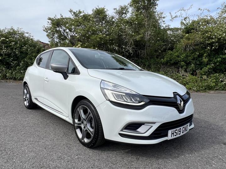 Renault CLIO 0.9 TCe GT Line Euro 6 (s/s) 5dr Renault CLIO 0.9 TCe GT Line Euro 6 (s/s) 5dr