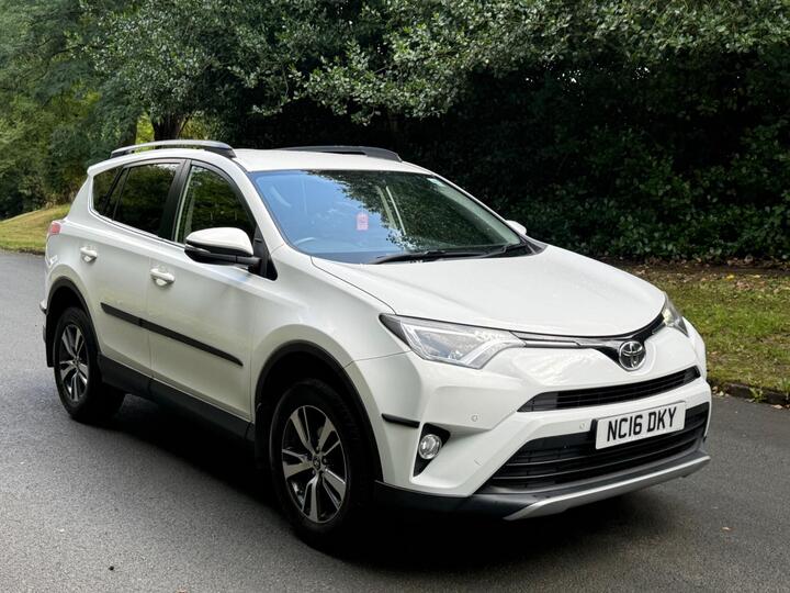 Toyota RAV4 2.0 D-4D Business Edition Euro 6 (s/s) 5dr