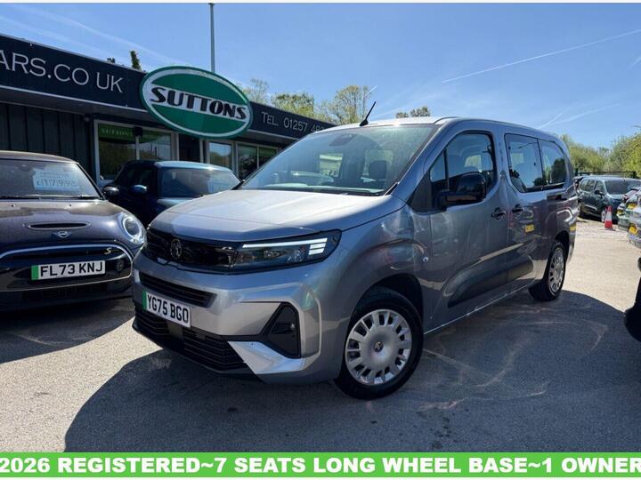Vauxhall Combo Life Electric 52kWh Design XL MPV Auto 5dr (7.4kW Charger)