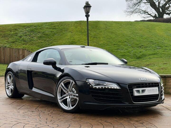 Audi R8 4.2 FSI V8 Quattro Euro 4 2dr