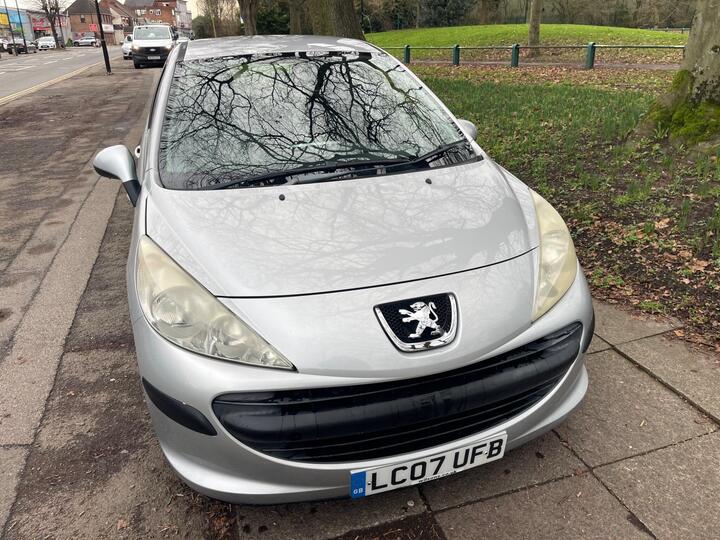Peugeot 207 1.6 HDi S 3dr (a/c)