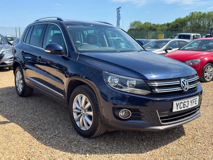 Volkswagen TIGUAN 2.0 TDI BlueMotion Tech Match DSG 4WD Euro 5 (s/s) 5dr